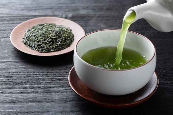 Differences between Gyokuro green tea, Sencha green tea, and Bancha green tea